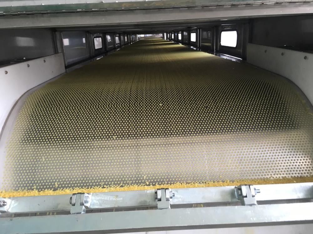 Granule former steel belt cooling and granulating machine